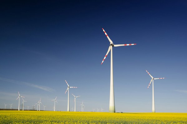 How can deep learning improve the efficiency of renewable energy generation systems?